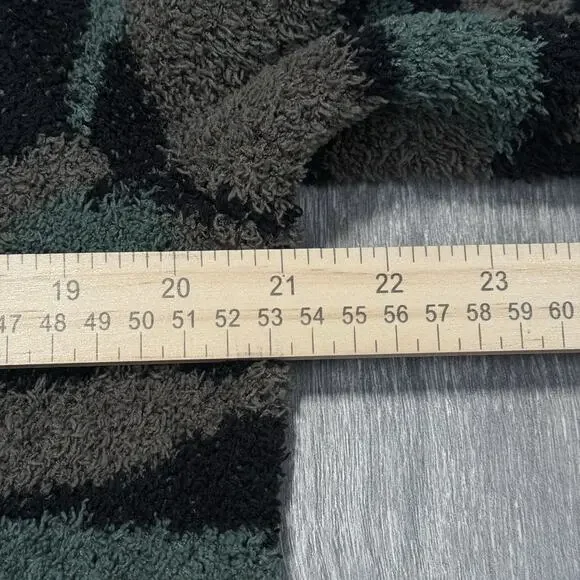 Barefoot Dreams Cozy Chic Seaside Crew Neck Pullover Camo Green Size Large NWOT - Picture 7 of 9